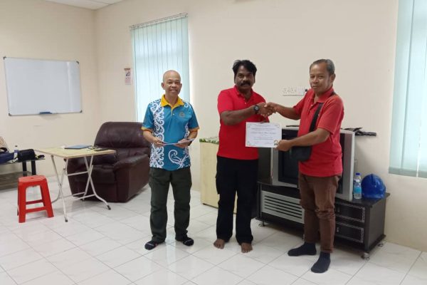 Basic Occupational First Aid Course hands-on CPR training AED demonstration during First Aid Course Malaysia Workplace safety first aid wound care session